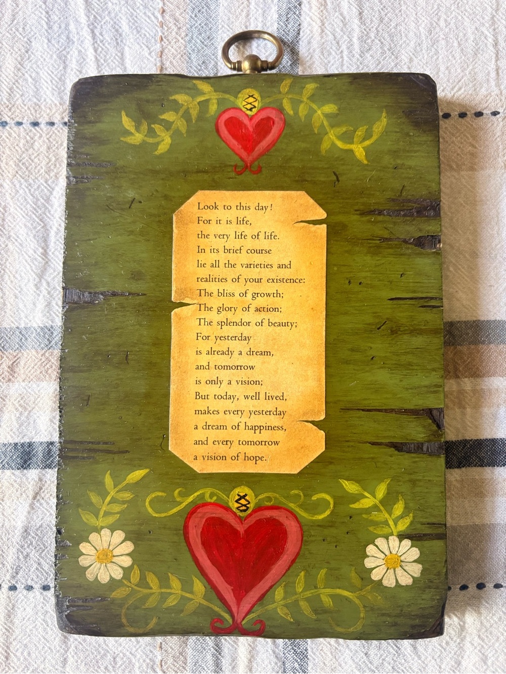 Vintage Handpainted Green Folk Art Plaque w Hearts Daisies Scrolls & Poem 1969❤️